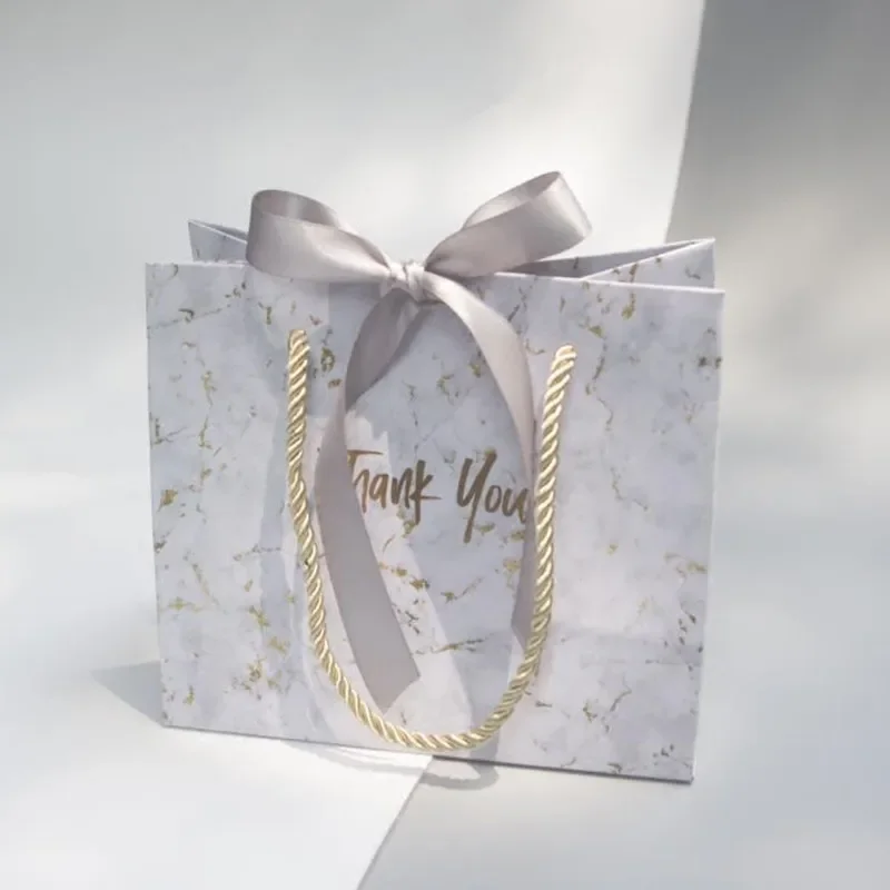 Creative Marble European Style Gift Bag Wedding Gift Bag Gives Bride Wedding Favors and Gift Candy Bags for Guests 10pcs