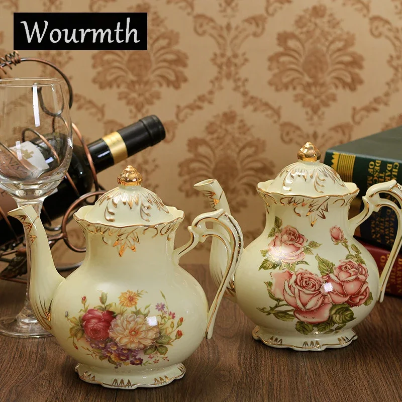 

European New Lvory Porcelain Coffee pot 800ml Cafe Afternoon Teapot Rose Pattern Gold Series Creative New Year Gift