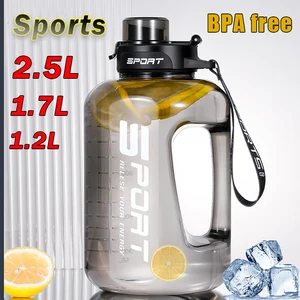 BPA Water bottle with straw lid, sports kettle, gym, camp, travel, drink bottles, large capacity, 2 L 8 Main Sales Water bottle 2 liters - №3