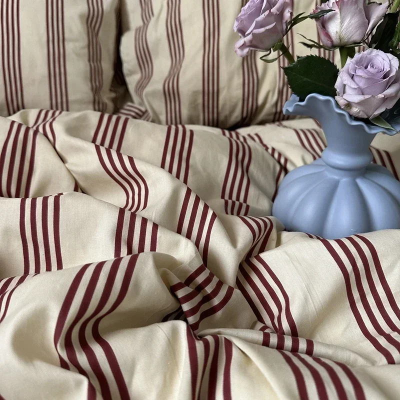 Bedding Set Striped Boys and Girls Twin Large Bedding Set Bedding Adult Fashion Bedding Set