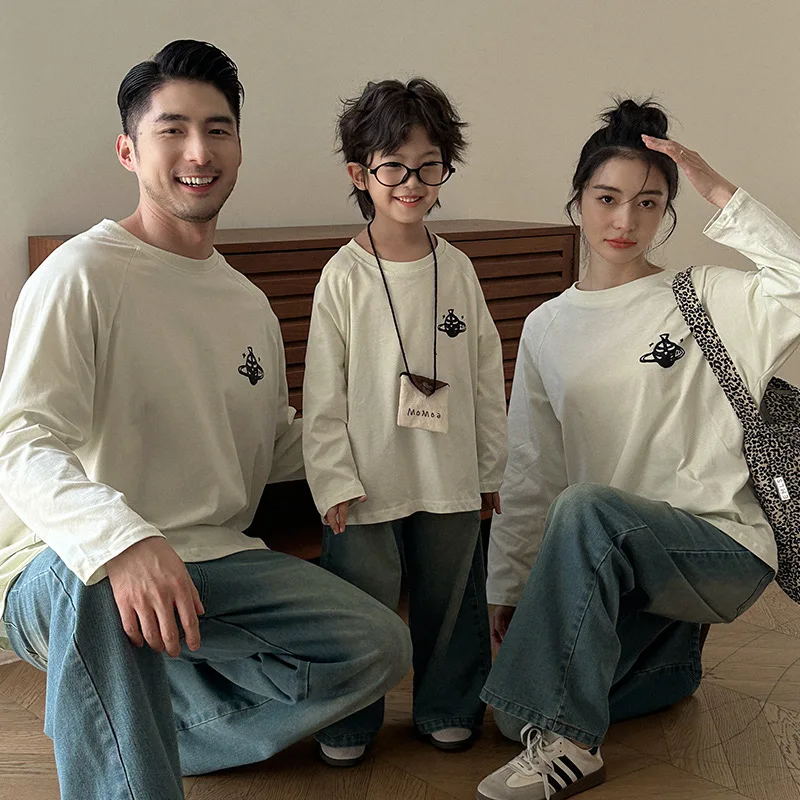 

Cotton T Shirt for Family Matching Long Sleeve Tops Autumn Spring Dad Mom and Son Daughter Clothing Parent-child Korea Clothes