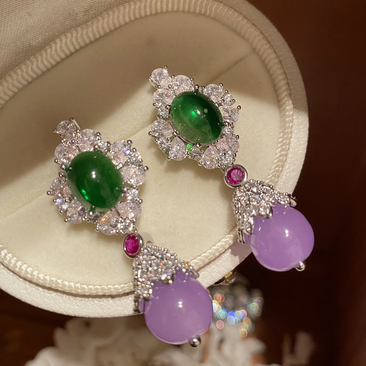 Elegant Green Oval Cat Eye Earrings Sparkling Crystal Purple Bead Dangle Earrings for Wedding Party Vintage Jewelry