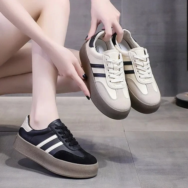 

Women Cowhide Everything Thick Sole Casual Board Shoes Soft Sole Inside Increase De Training Platform Sports