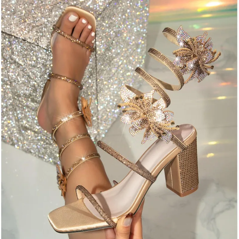 Designer Summer Luxury Women Sandals Crystal Square Head Gold Rhinestone Snake Pattern High Heels Wedding Party Shoes Pumps