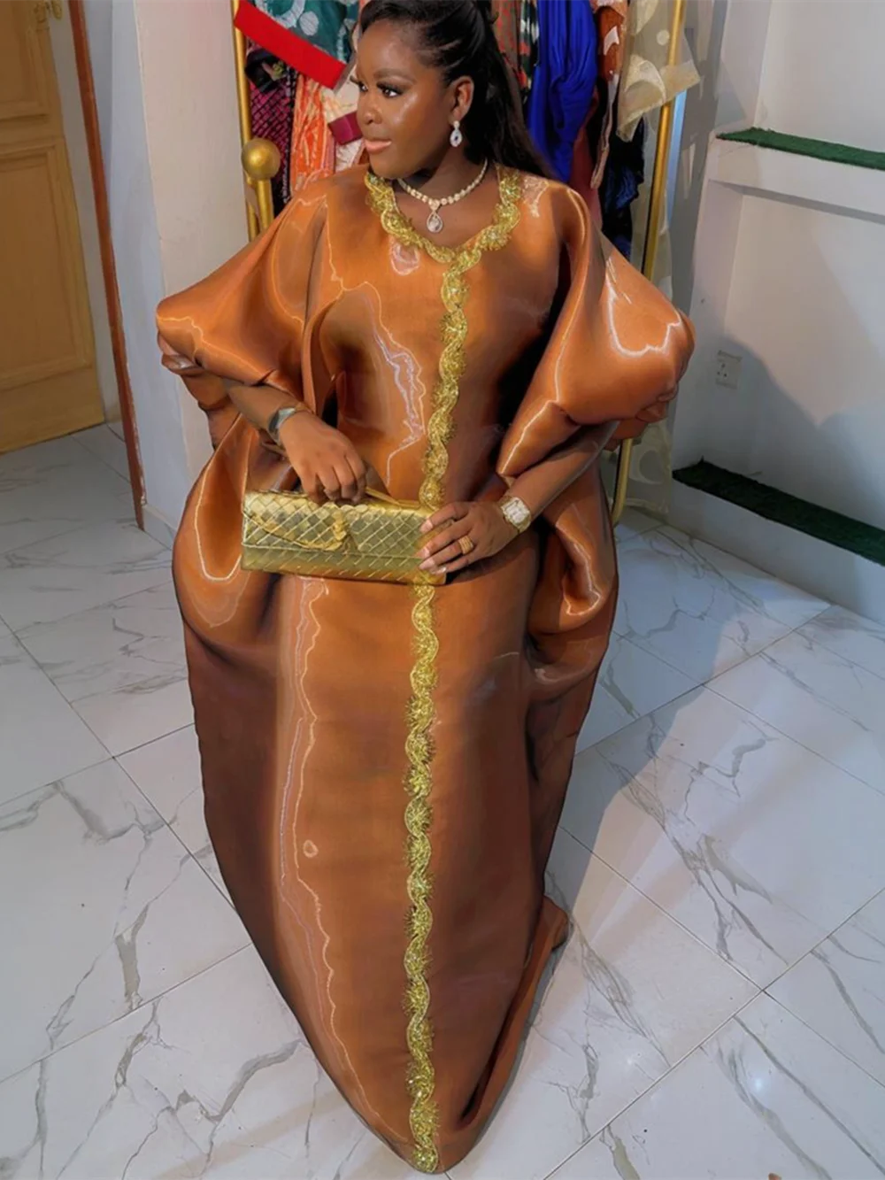 Рисунок 2 - Абая для женщин, Дубай, роскошное