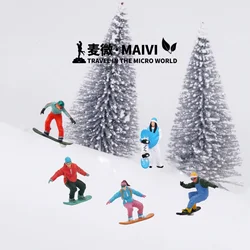 Mini Action Figures Model 1:87 Micro Lilliputian photography Props Snowboarding Field Double Skate Ski Miniature Scene Decor Toy