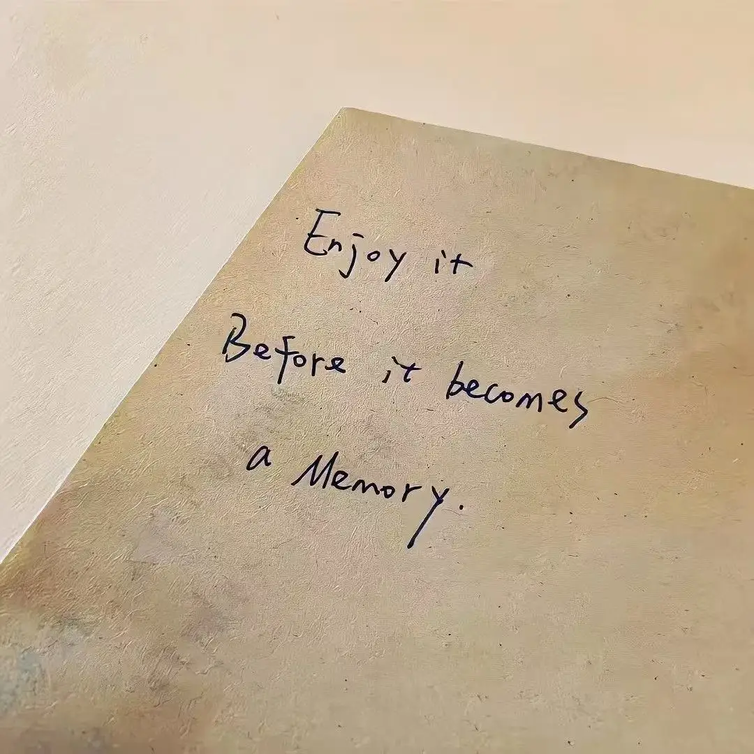 

EMSzero Sculpt Machine 15Tesla 6500 Вт 200 Гц EMS RF для похудения сжигания жира Стимуляция мышц Скульптура тела Электромагнитная терапия