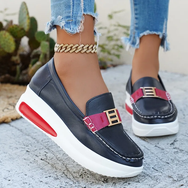 

2026 New Women Vulcanized Shoes Round Toe Sneakers Outdoor Female Casual Shoes Platform Walking Women Shoes Slip-on Flat Shoe