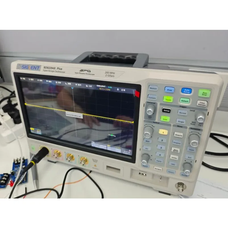 Siglent SDS2204X Plus Super Phosphor Oscilloscope, 4CH 200MHz, 2GSa/s, 200Mpts, 500k Waveforms/s, 10-bit Resolution