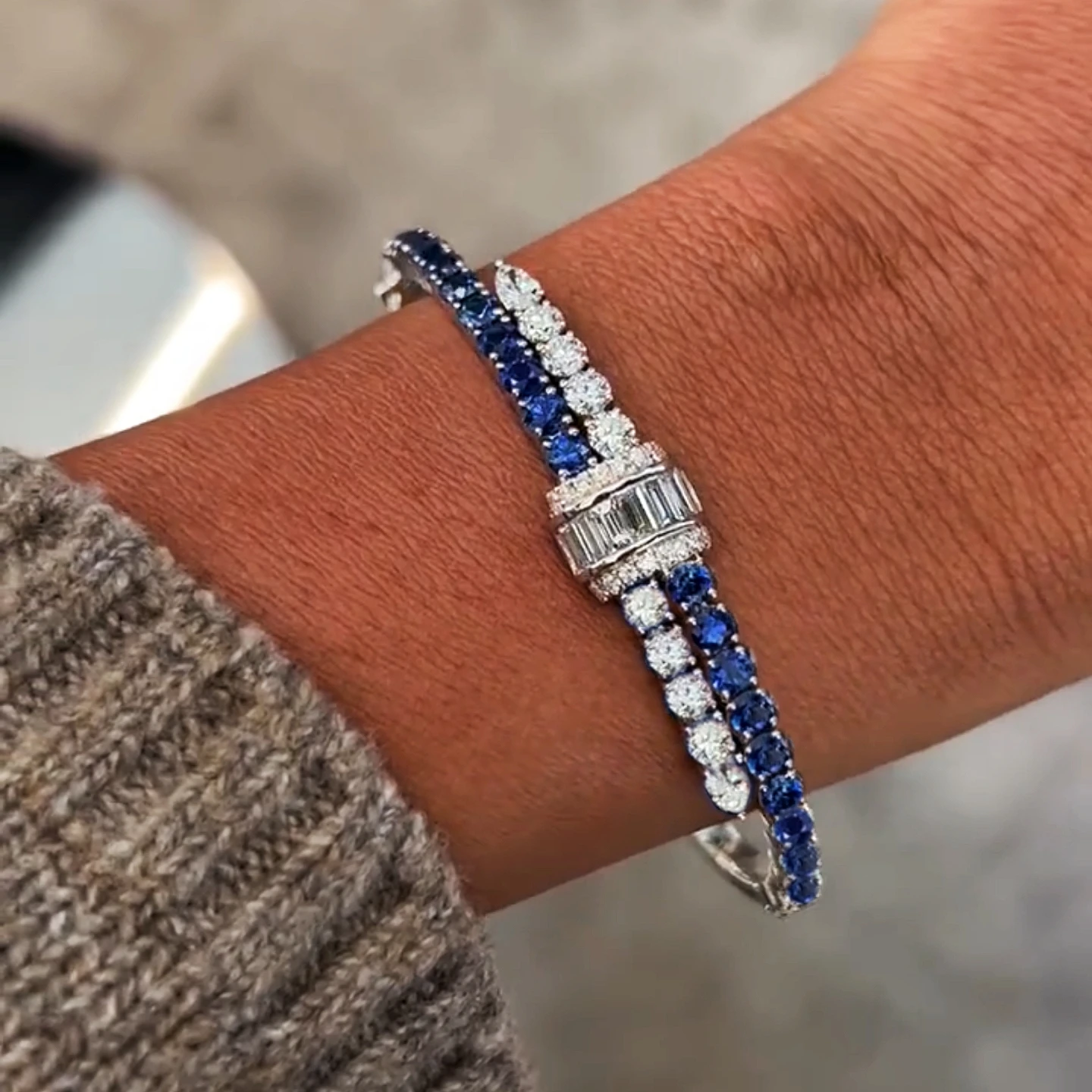 New Fashion Gradient blue zircon Bracelet Casual Tennis Chain sparkling bangle for wome
