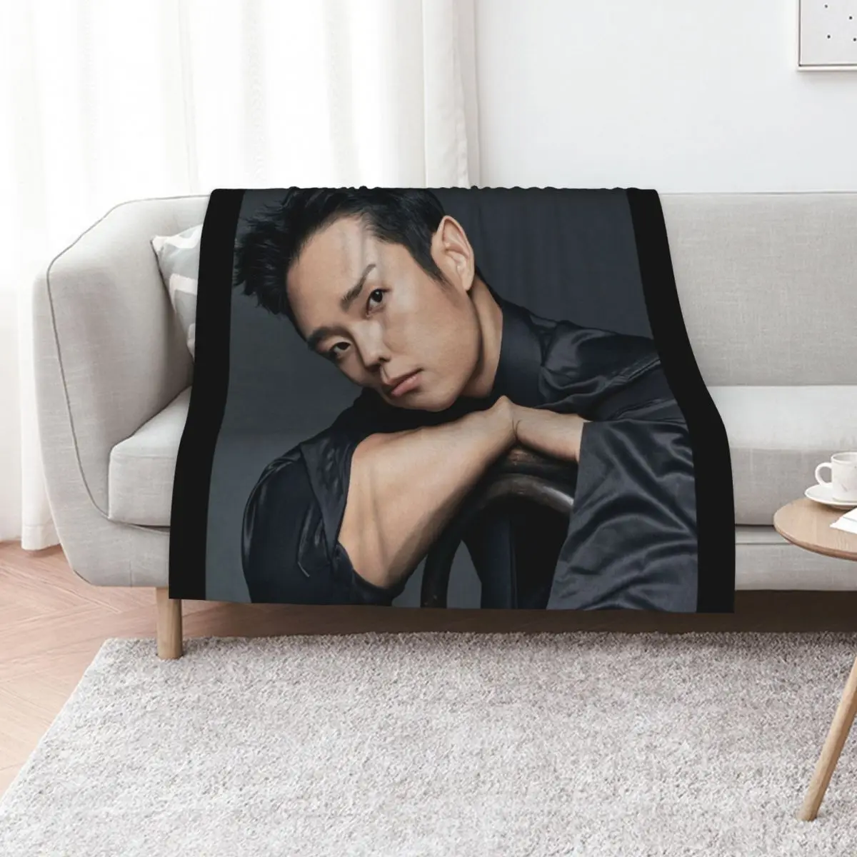 

Jung Hae In Throw Blanket Lightweight Warm Blanket for Indoor Outdoor Use