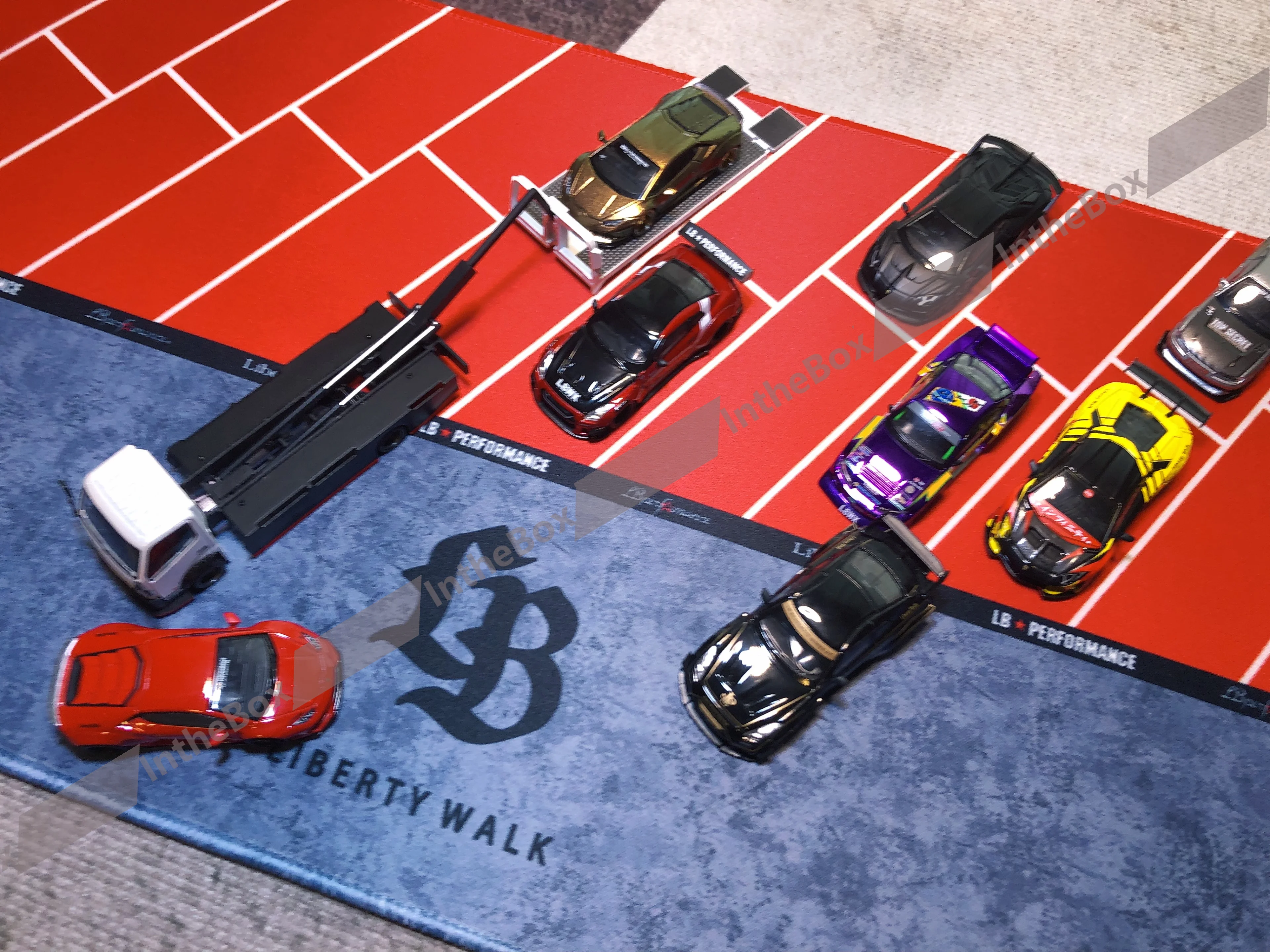 1/64 Scale LBWK LARGE Mouse Pad Parking Lot 30cm x 60cm Car Scene Diorama Display Toy