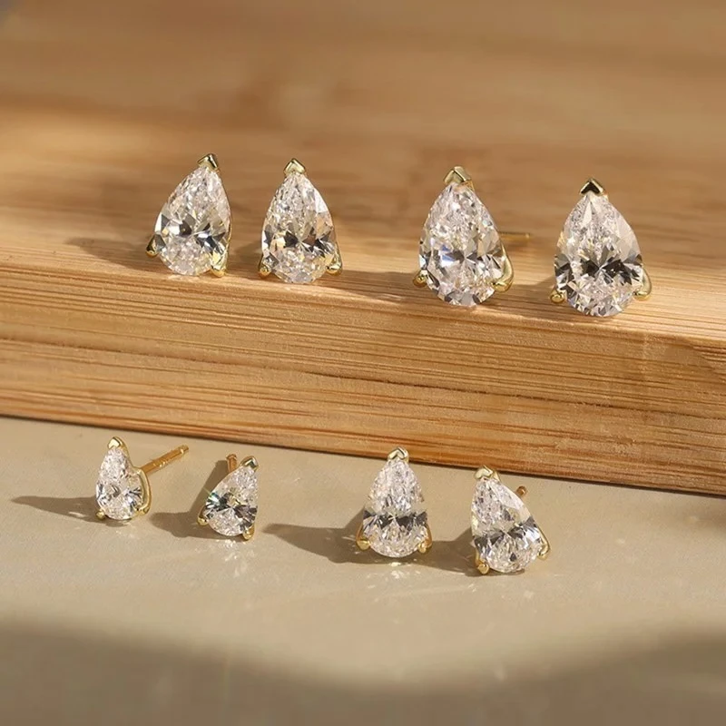 

Certified 1CT 2CT Pear Cut D VVS1 Moissanite Earrings for Women 18k Gold Plated Jewelry 100% Sterling Silver 925 Ear Studs