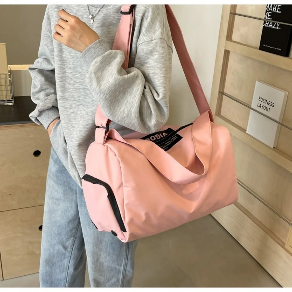 

Dry Wet Separated Travel Shoulder Bag Large Capacity Crossbody Sports Fitness Handbag Easy To Carry Waterproof