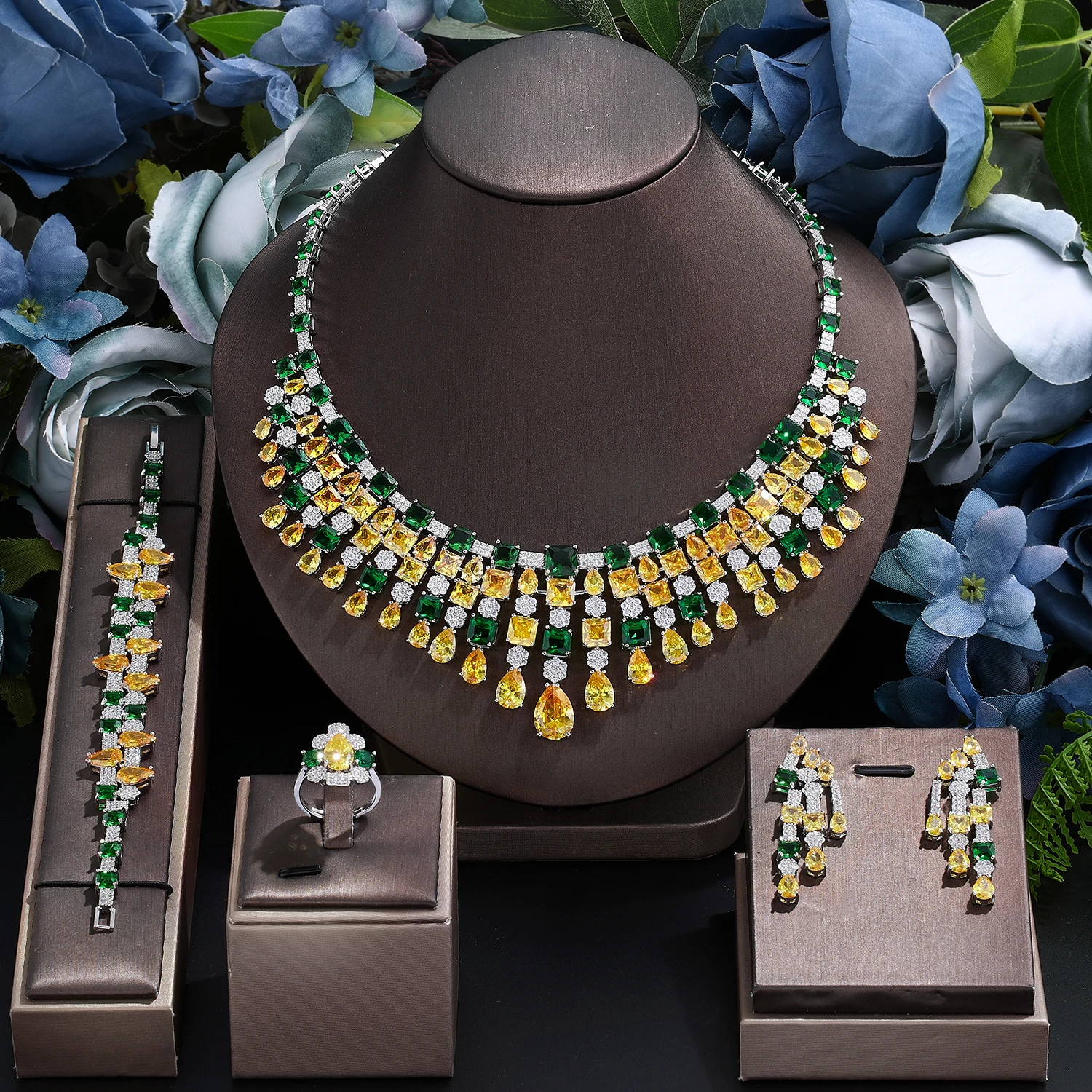 

2024 New Luxury 4-piece Women's Wedding Jewelry Set Crystal Necklace Set Nigeria Dubai Jewelry Set