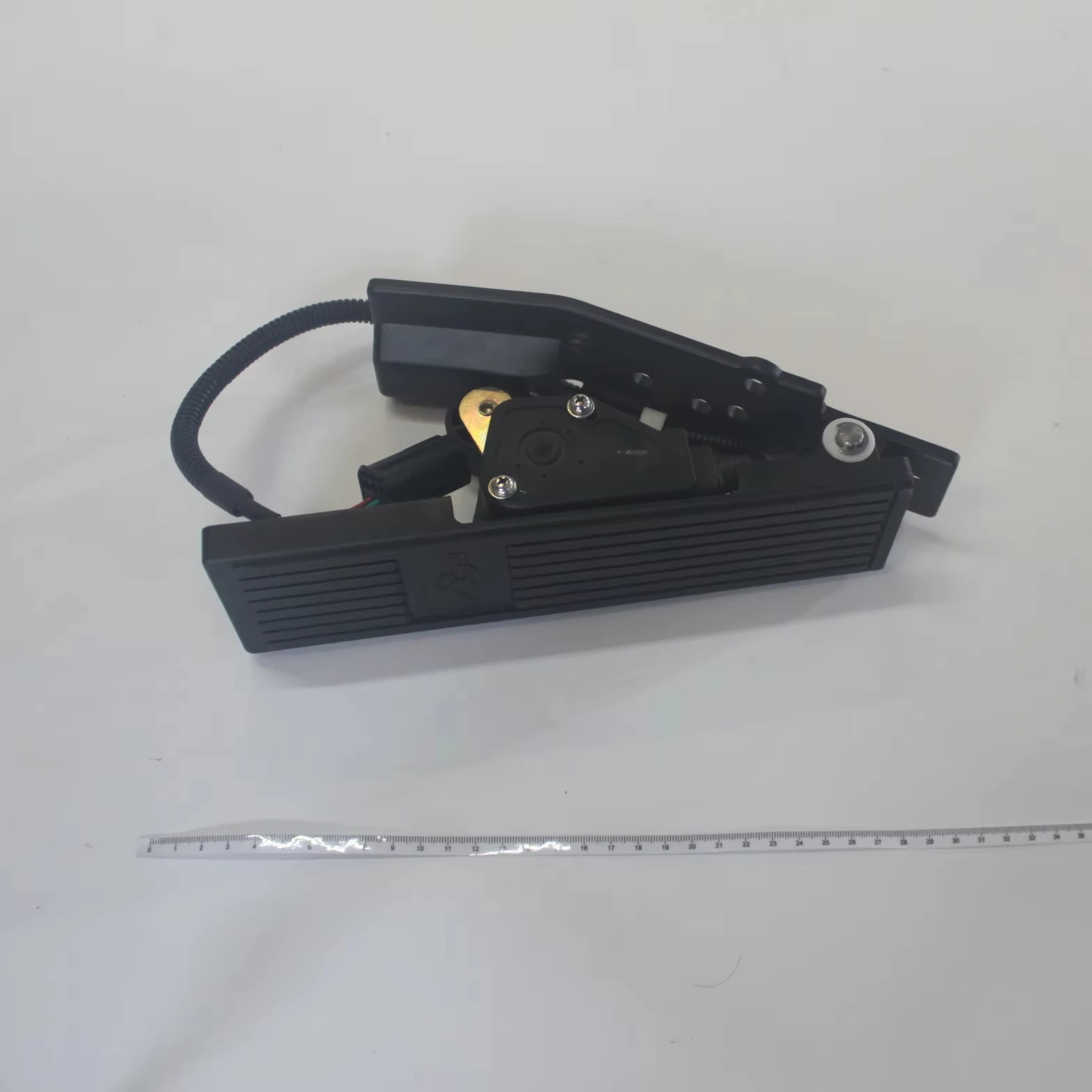 

Fantuzzi 2577.010.0009/912020587 Accelerator Pedal for CS45KM FDC25K7