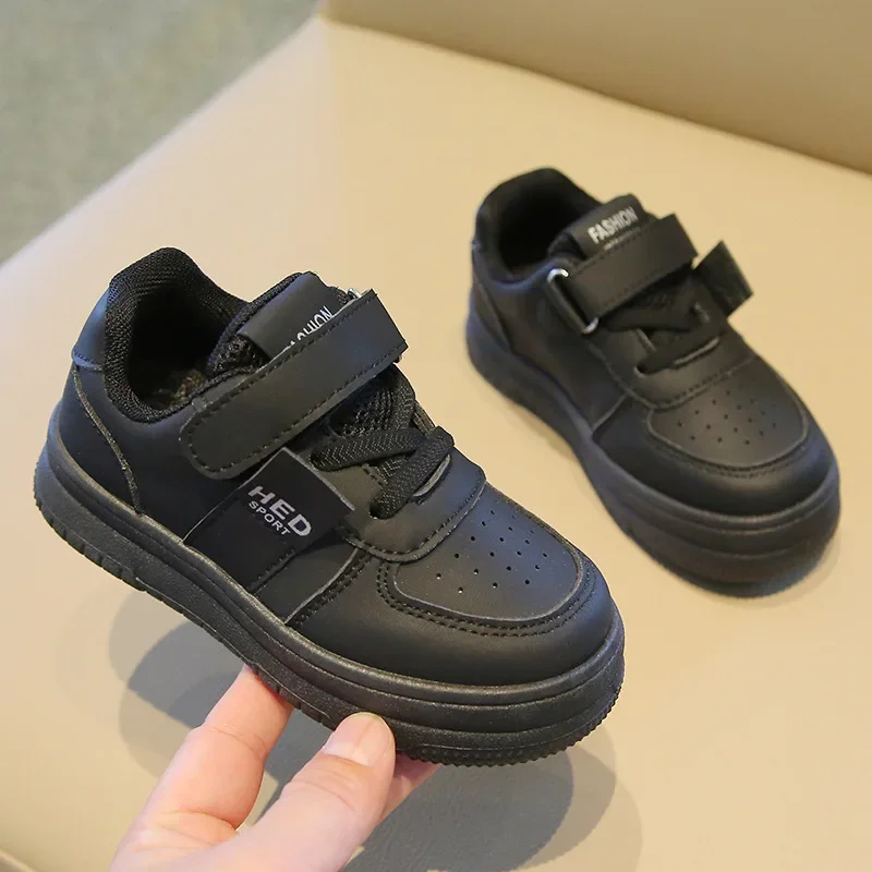 

Children Sports Shoes 2025 Spring Autumn New Boys Casual Sneakers Fashion Black White Girls Board Shoes Soft Soled Kids Shoes