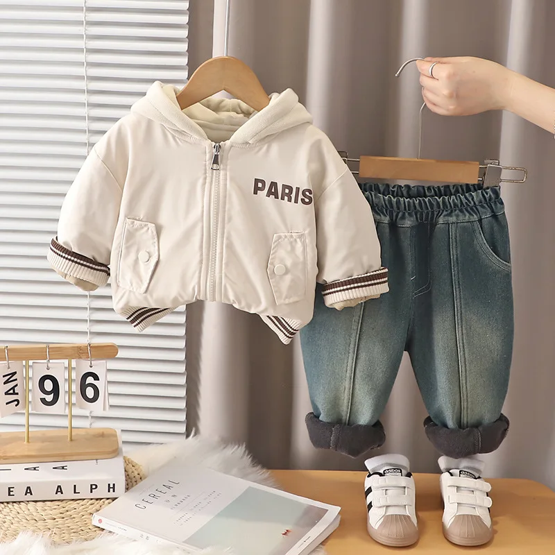 الأولاد ملابس سميكة مجموعات الشتاء 2025 الأطفال القطن المخملية معاطف هوديس الدنيم السراويل 2 قطعة بدلة دافئة للطفل رياضية الاطفال 5Y