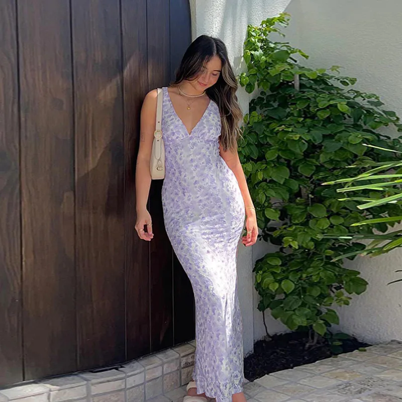 Figurbetonte Kleider Rosen Frau Winter Warm Gemütlich Gemütlich Kaltes Wetter Rost Rollkragenpullover Stil Fuzzy Texture Snow Day Dicker Strick GF