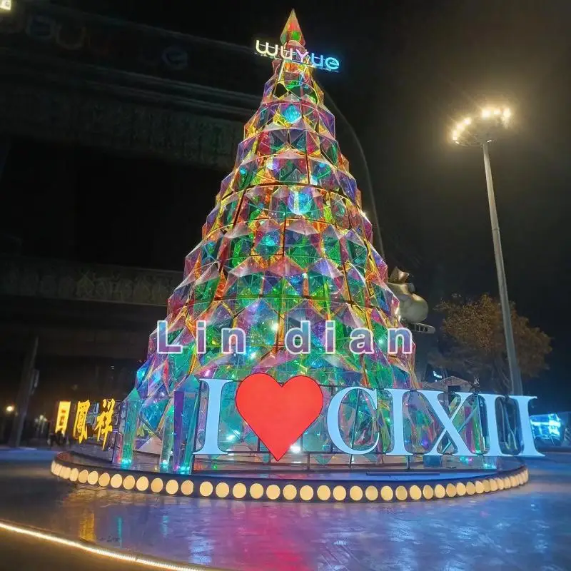 Shopping mall Christmas day decoration luxury gift box large Christmas tree ornament scene luminous atmosphere arrangement props