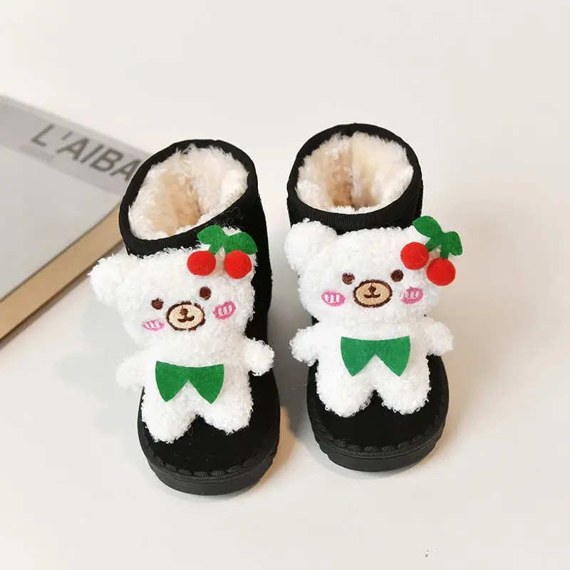 

Новинка 2026, детские зимние ботинки с медвежьим дизайном, утепленная пушистая хлопковая обувь для маленьких девочек, теплые уютные уличные ботинки