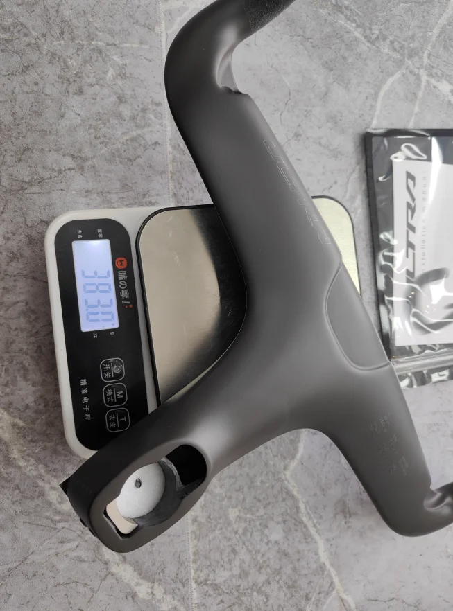 The One ULTRA Carbon Road Handlebar 28.6mm