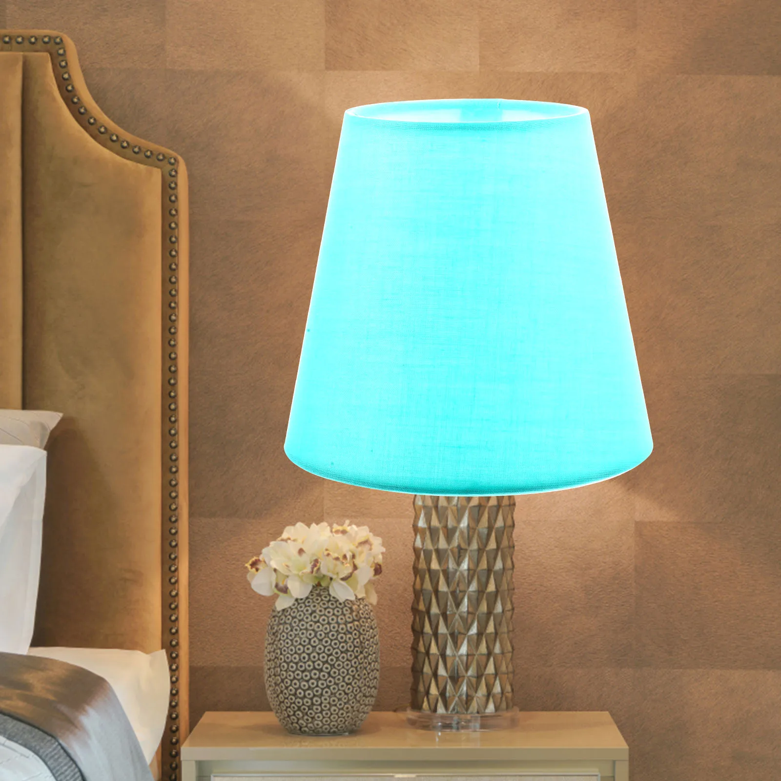 

Decorative Fabric Lamp Shade Simple Design Lightweight Replacement Clip on Lamp Shade for Bedroom Living Room Study Indoor