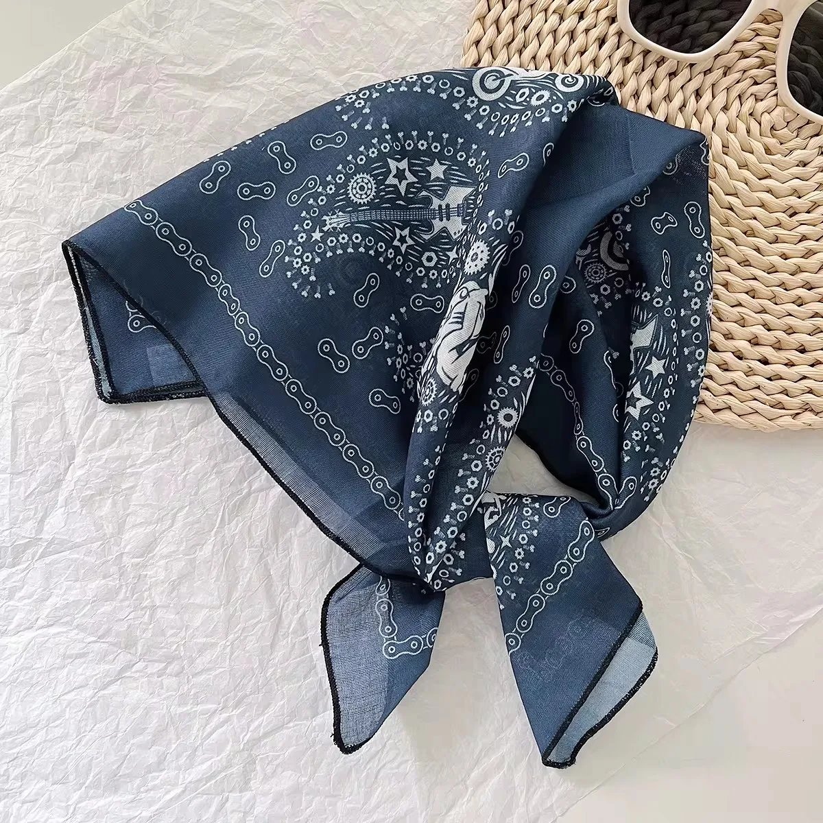 

Women Cotton and Linen Hijab Scarf Lady High Quality Wraps and Shawls Headband Scarves Autumn Winter New Long Wholesale foulard