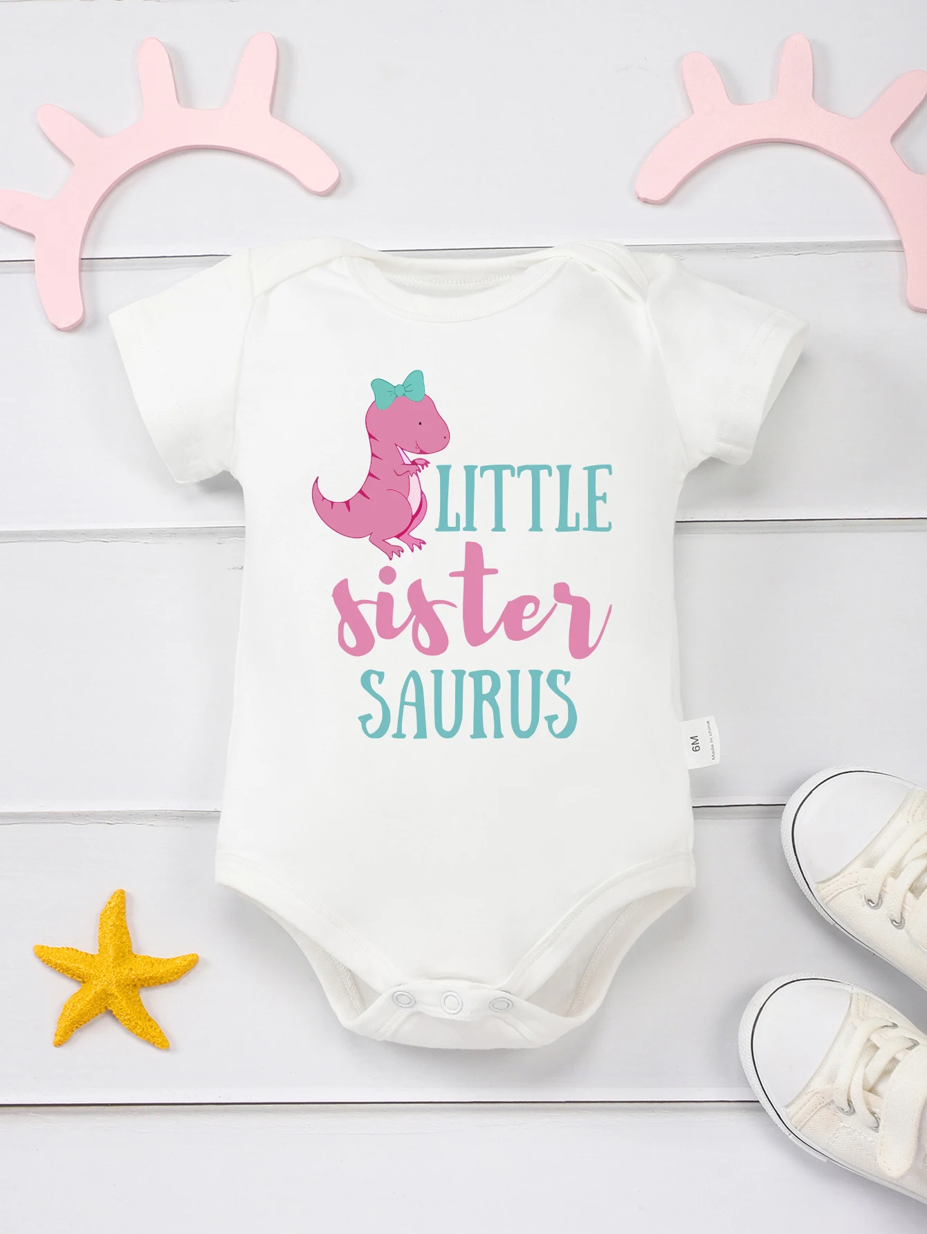 Little Sister Saurus Newborn Girl Clothes Kawaii Sweet Style Cartoon Baby Onesies Europe Harajuku Summer O-neck Infant Outfits