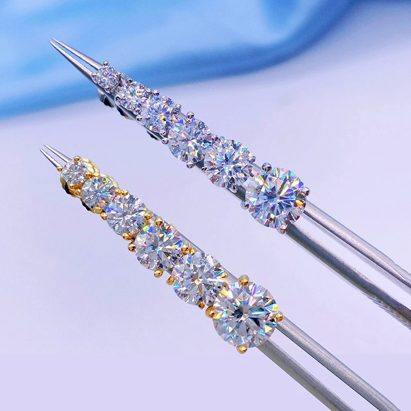 Women's Moissanite Diamond Stud Earrings, Platinum Plated Gift