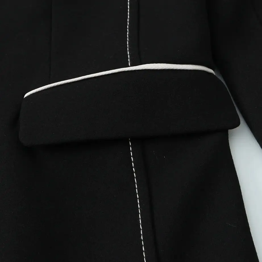 سترة كلاسيكية أنيقة سوداء للمكتب للسيدات واحدة الصدر للخريف سترة نسائية جديدة غير رسمية بسيطة برقبة دائرية وأكمام طويلة