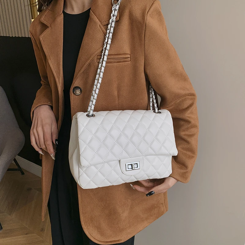 

New design women's crossbody bag luxury style chain strap shoulder bag handheld women's small square bag