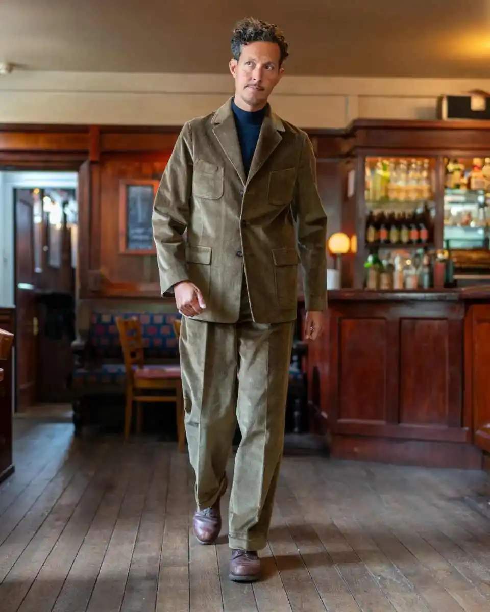 Winter Wedding Men Suit Business Wear Tailor-Made Gentleman Tuxedo 2 Pieces Coat Pants Party Singer Groom Suits Size Customized