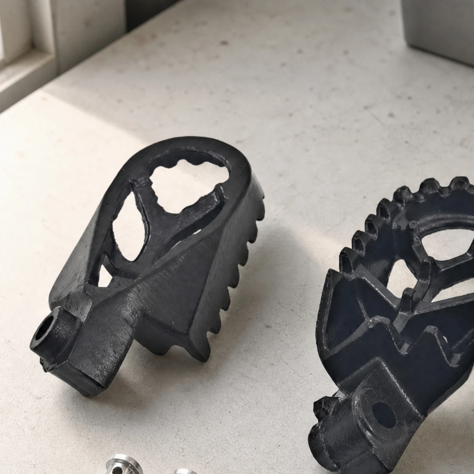 Heybike Villain Front Foot Peg Direct-Fit Iron Foot Peg with Spring and Retaining Pin for Everyday Riding