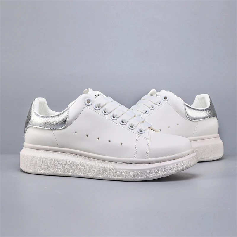 

Hot selling small white shoes with high quality and thick soles, versatile sports and leisure board shoes, couple shoes