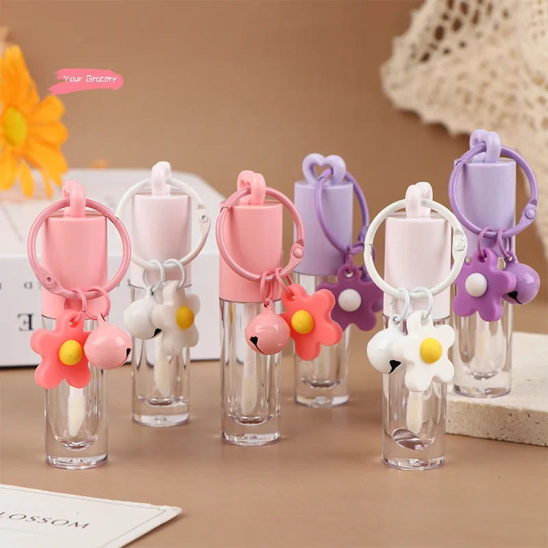 ピンクのハート型 2.5ml リップエナメルチューブ キーホルダーとブラシ付き 空のリップグロスボトル リップグレージング容器 メイクアップツール