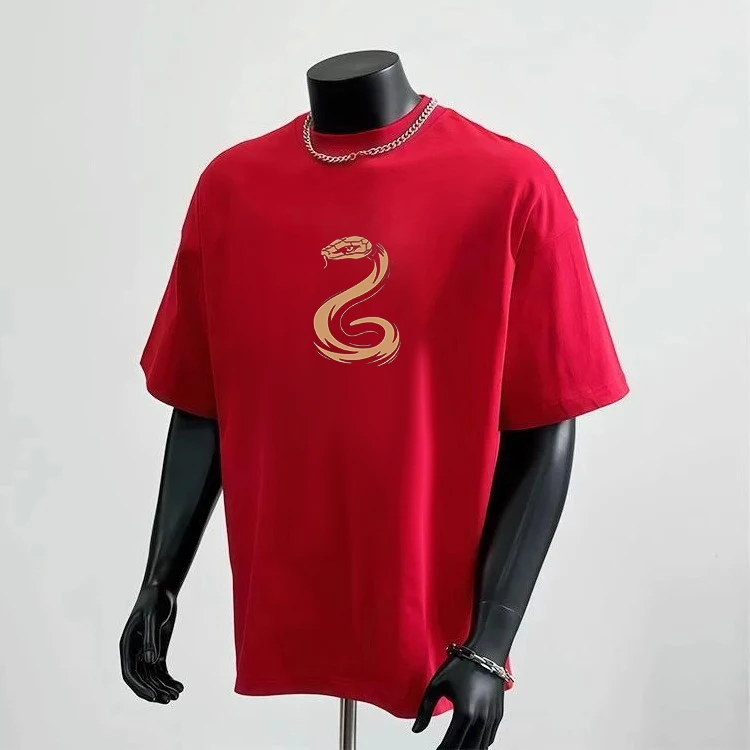camiseta-de-algodao-vermelha-de-manga-curta-unissex-design-do-ano-da-serpente-top-casual-para-homens-e-mulheres-da-man-yue-mei