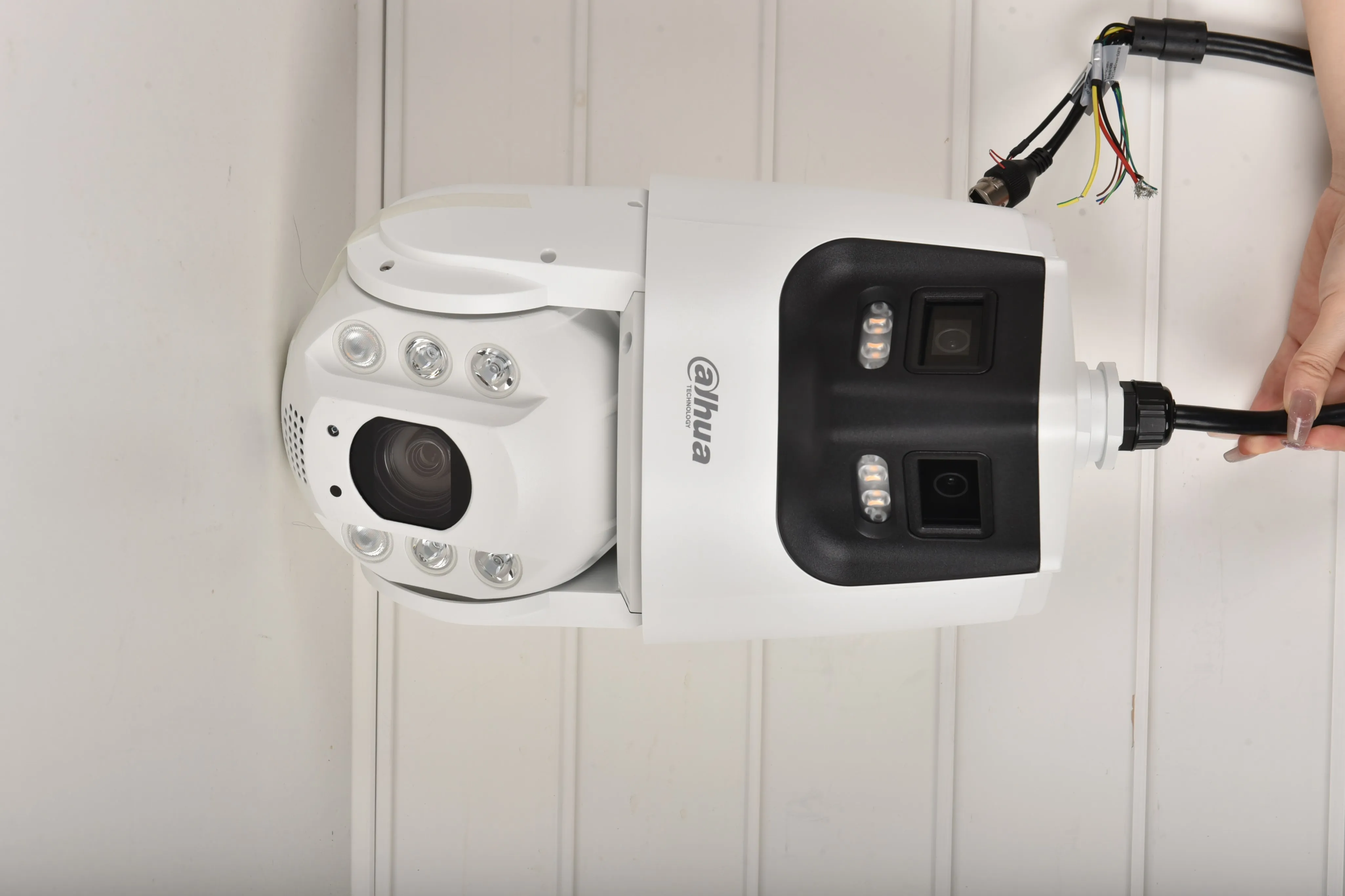 Dahua 4+4+4MP 25X Dual Light WizSense PTZ POE IP Camera Auto Tracking IVS Light Sound Alarm SDT6C425-4P-GB-APV-0280 Panoramic