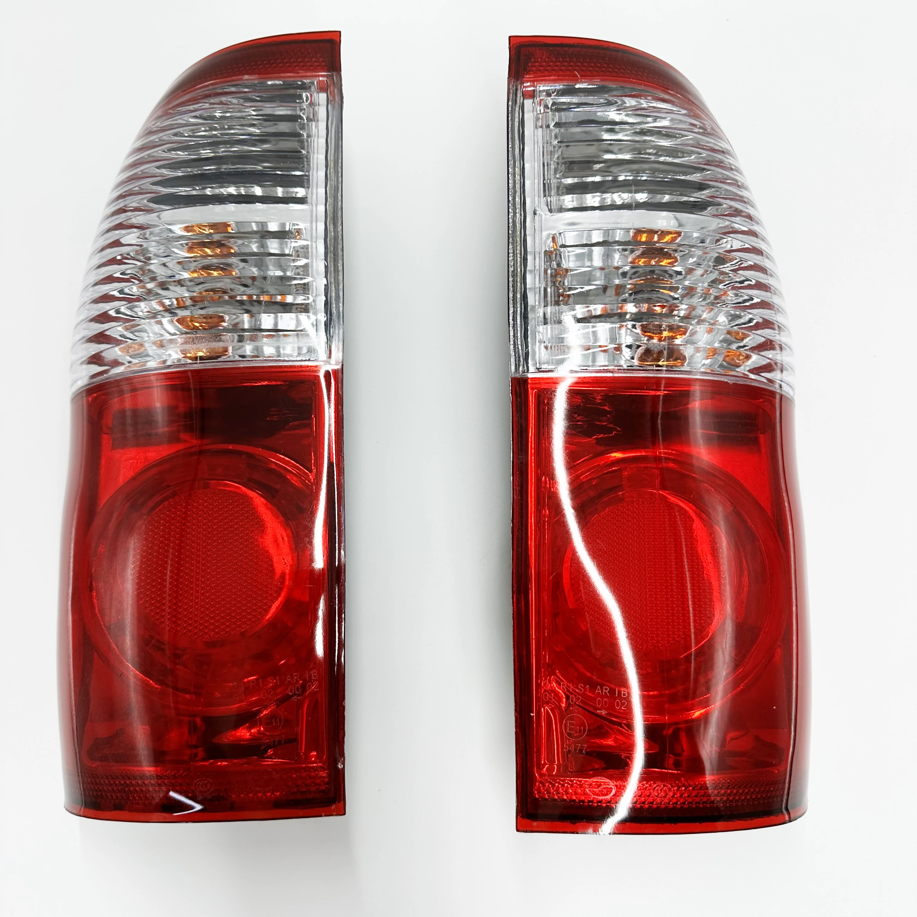 2PCS 4133010-2000 4133020-2000 ORIGINAL QUALITY TAIL LIGHT TAIL LAMP REAR LAMP FOR zhongxing GRAND TIGER G3 F1