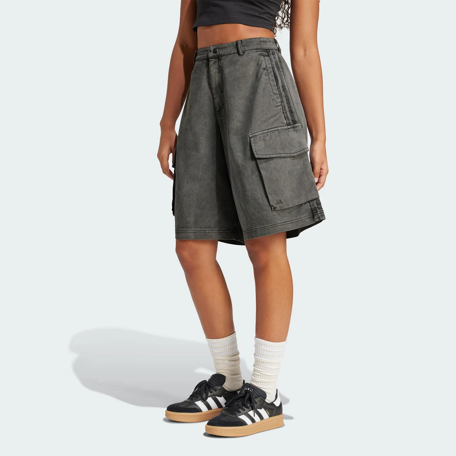 

Женские спортивные дышащие свободные шорты Adidas Originals Workwear JD0139