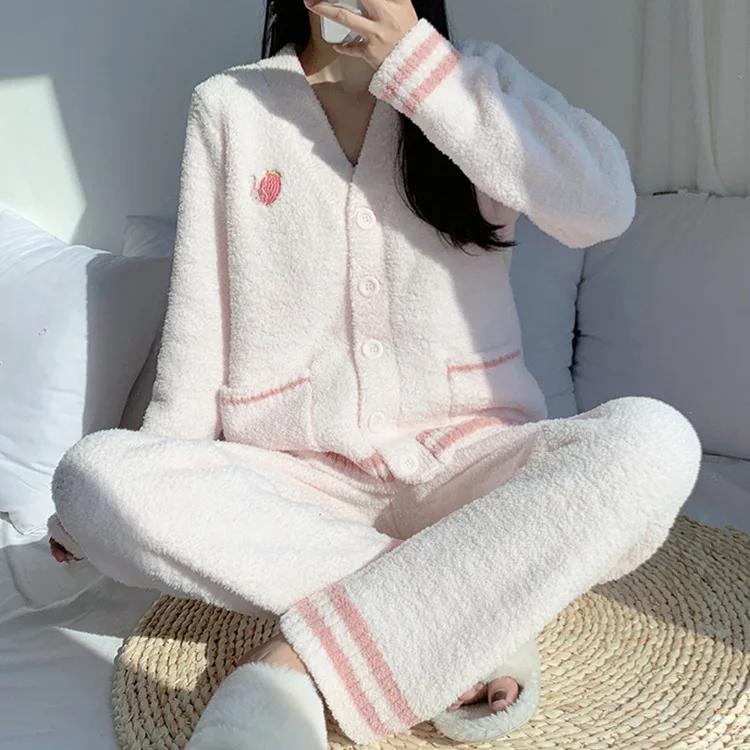 Korea Style Women's Winter Pajama Set Coral Velvet Long Sleeve Ladies 2 Pcs Sleepwear with Pant Warm Pijama Suit for Female