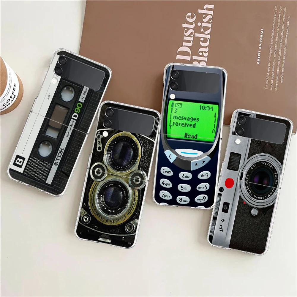 

Retro Cassette Radio Model Phone Case For Samsung Galaxy Z Flip 7 6 5 4 3 For Samsung Flip7 Flip6 Flip5 Shockproof Folding Cover