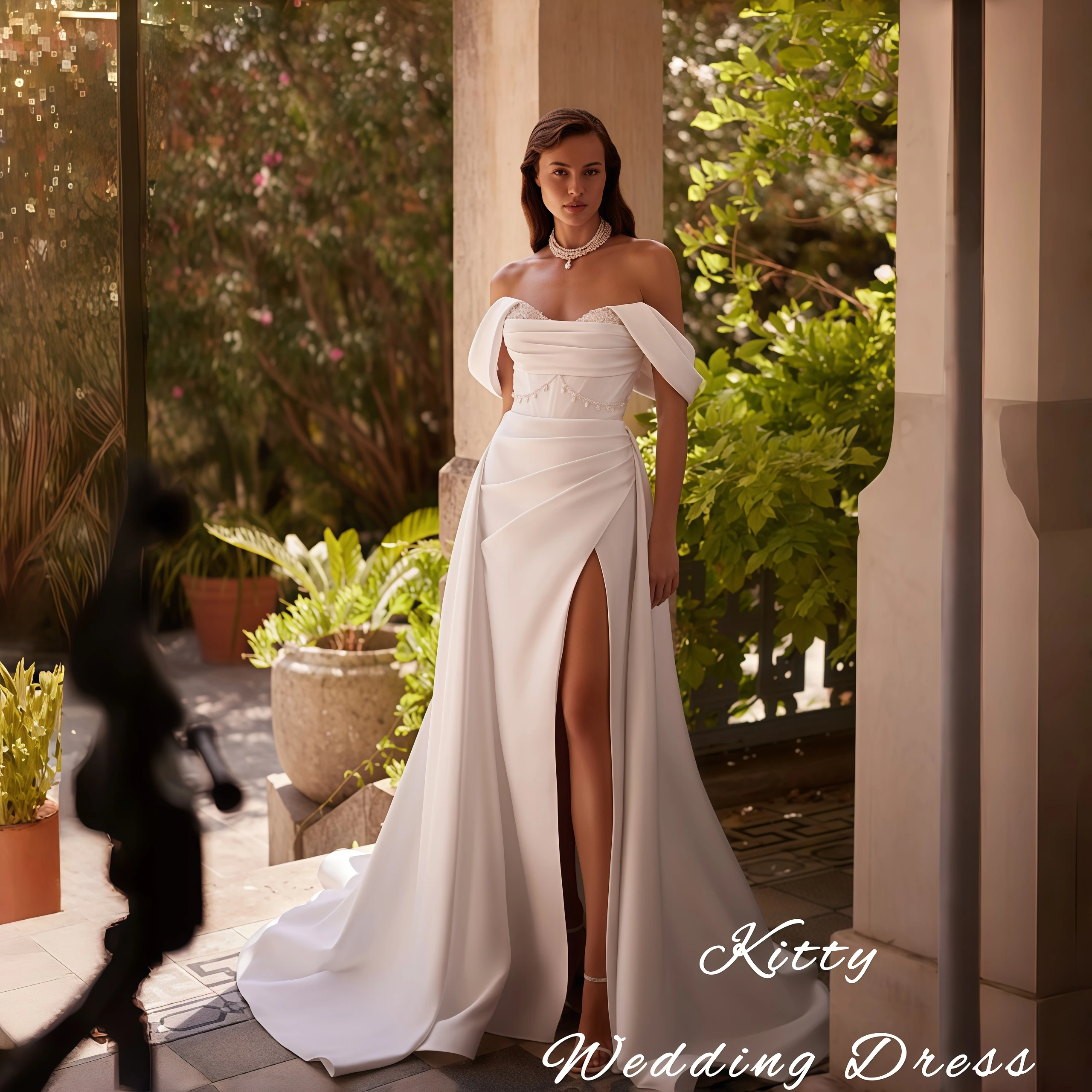 

Kitty Customized Satin Wedding Dress 2026 Strapless High Side Slit Backless Off-the-Shoulder Lace Up Sequins Train Bridal Gowns