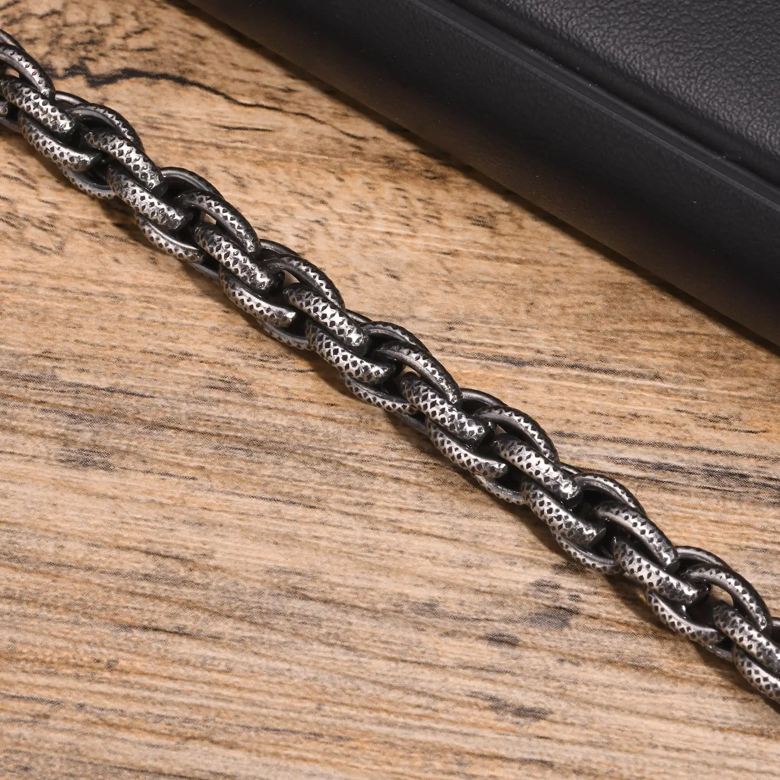 Vnox Hiphop 8mm Handmade Link Chain Bracelets for Men Teens Boys, Vintage Stainless Steel Interlocked Chain Punk Wristband image 5
