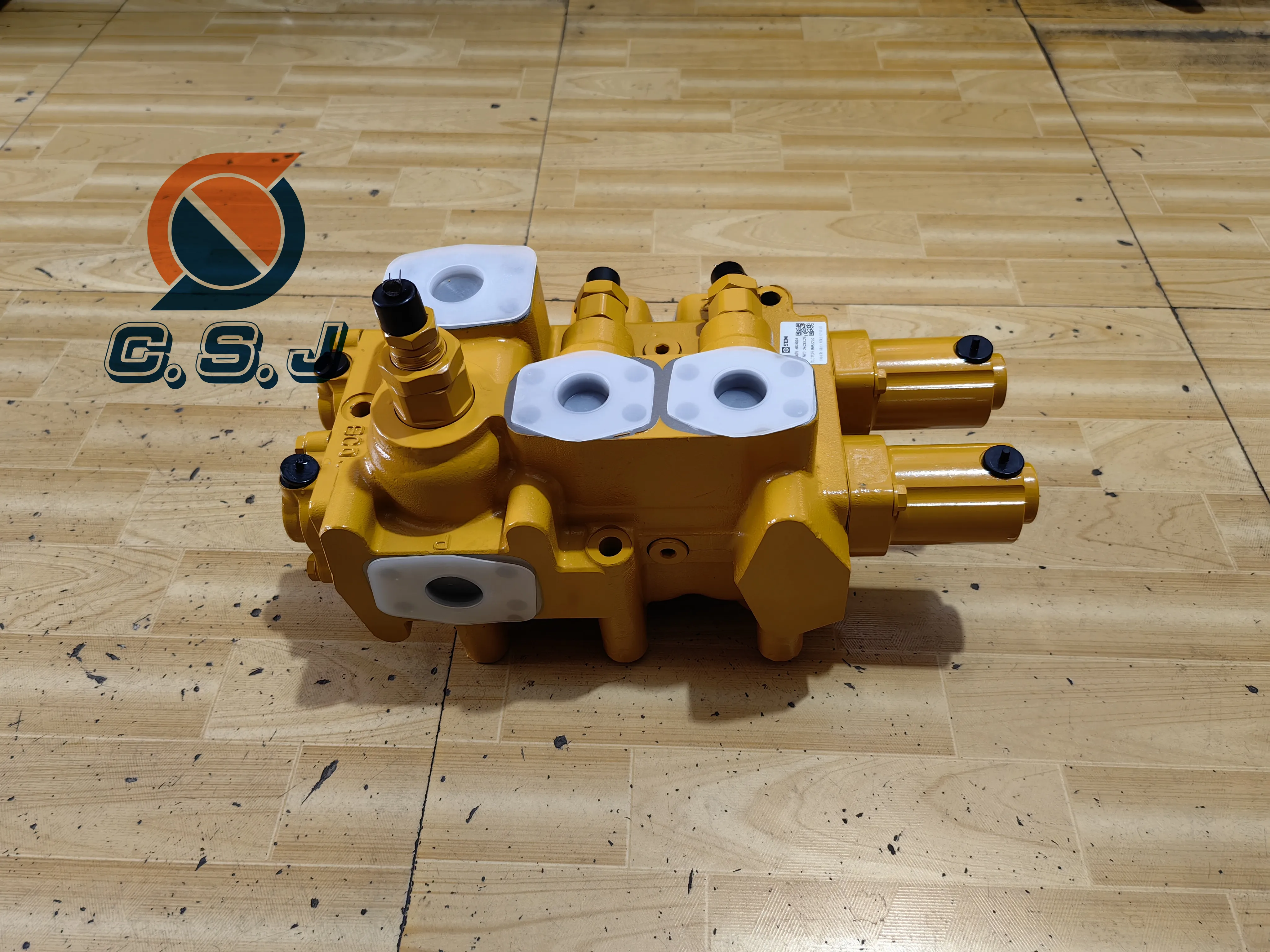 SEM676D SEM676F Multiway Valve 5825045 Cartridge Valve For SEM 676D 676F Loader 655D SEM656D Hydraulic Main Control Valve