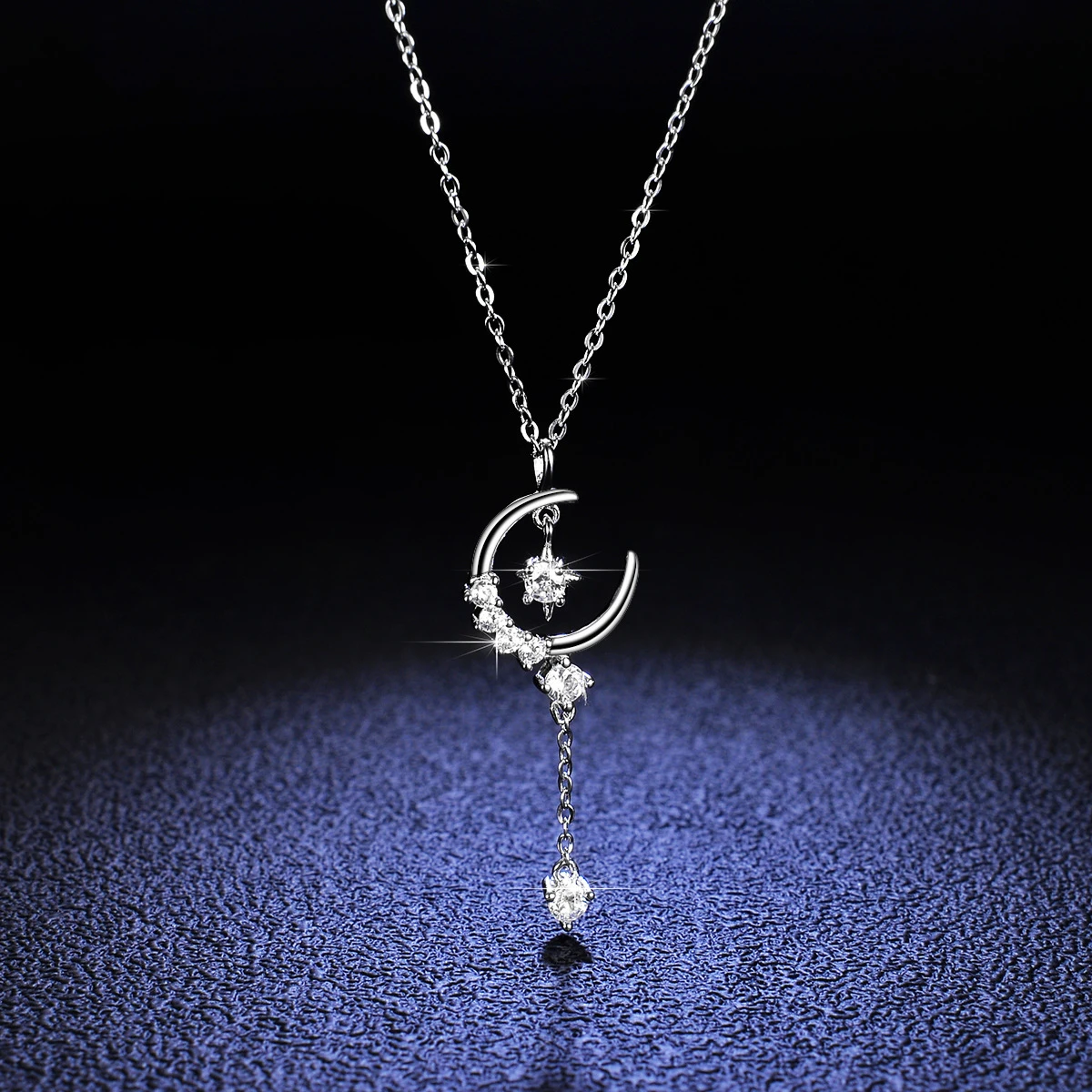 

Luxury Platinum Pt950 Pendants 1 Carat Moissanite Diamond Necklace Women's Star Moon Fringe Clavicle Chain Wedding Jewelry