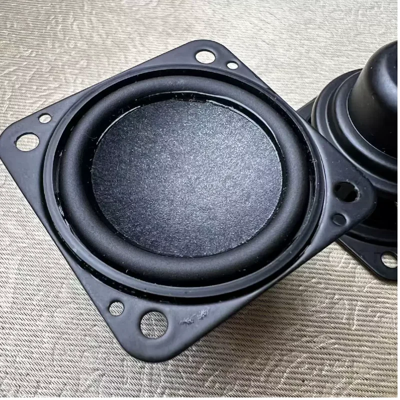 SOTAMIA 2pcs 1.75 Inch 44mm Full Range Speaker 4 Ohm 6W Strong Magnetic Rubber Edge Speaker DIY Bluetooth Speaker for DOSS 2199