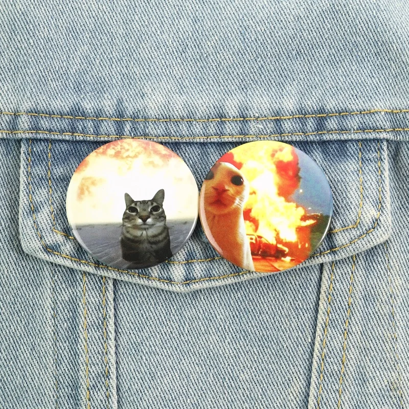 Angry Cat Fire Meme Pins Cats Explosion Tinplate Brooches Lapel Badges Animal Funny Jewelry Gift for Kids Friends