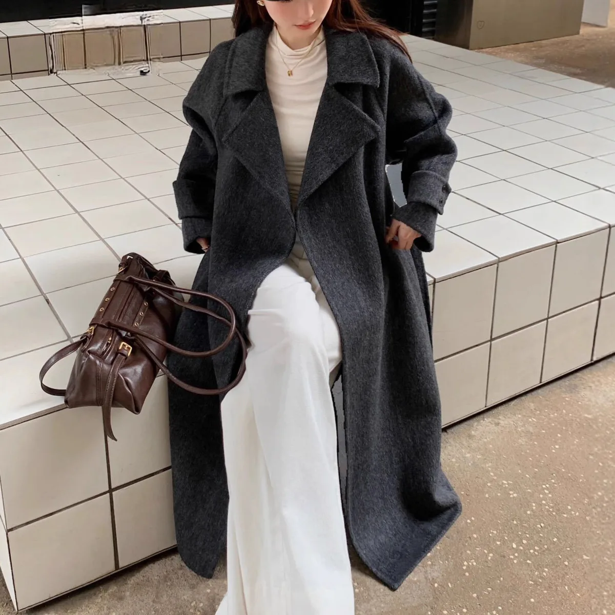 เสื้อโค้ทขนสัตว์สองด้านคุณภาพสูง BJTZ สำหรับผู้หญิง ความยาวปานกลาง ผูกเชือก ปกพับได้ เสื้อแจ็คเก็ตขนสัตว์เรียบง่าย คอลเลคชั่นฤดูใบไม้ร่วง/ฤดูหนาว 2025 รุ่นใหม่