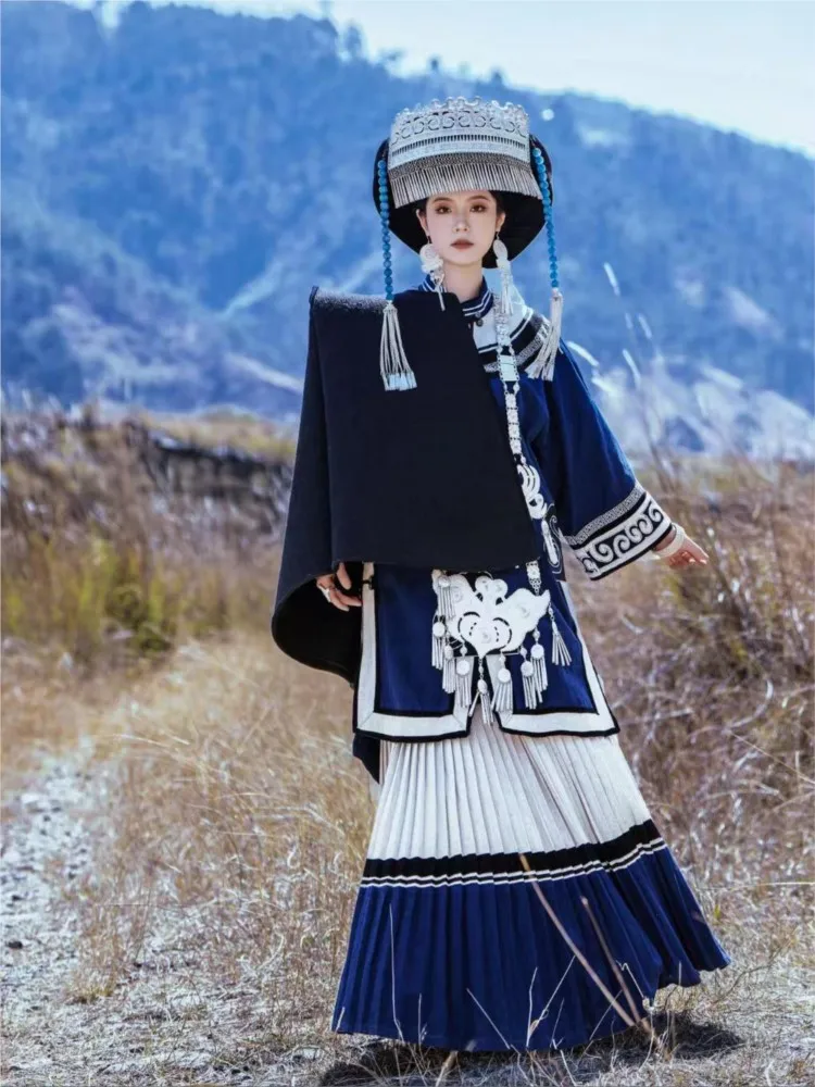 Traditional clothing for women blue pearl dress tassel hat necklace set photography